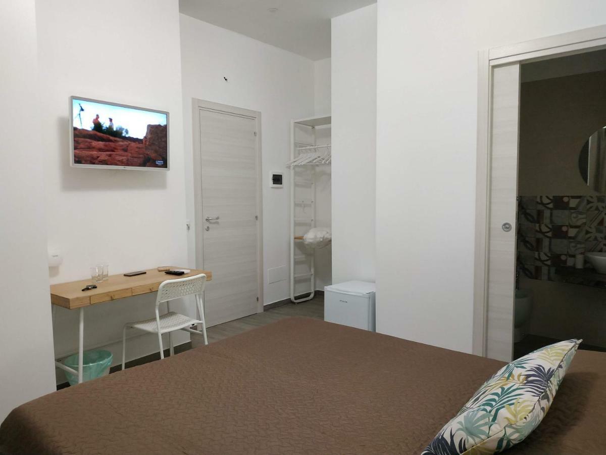 Marina Blu Rooms カステッランマーレ・デル・ゴルフォ エクステリア 写真